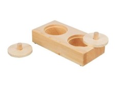 Dřevěný pamlskovník